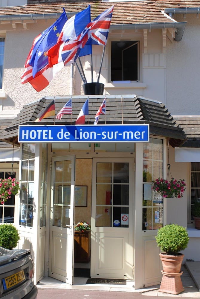 Hôtel de Lion sur Mer in Lion-Sur-Mer, France