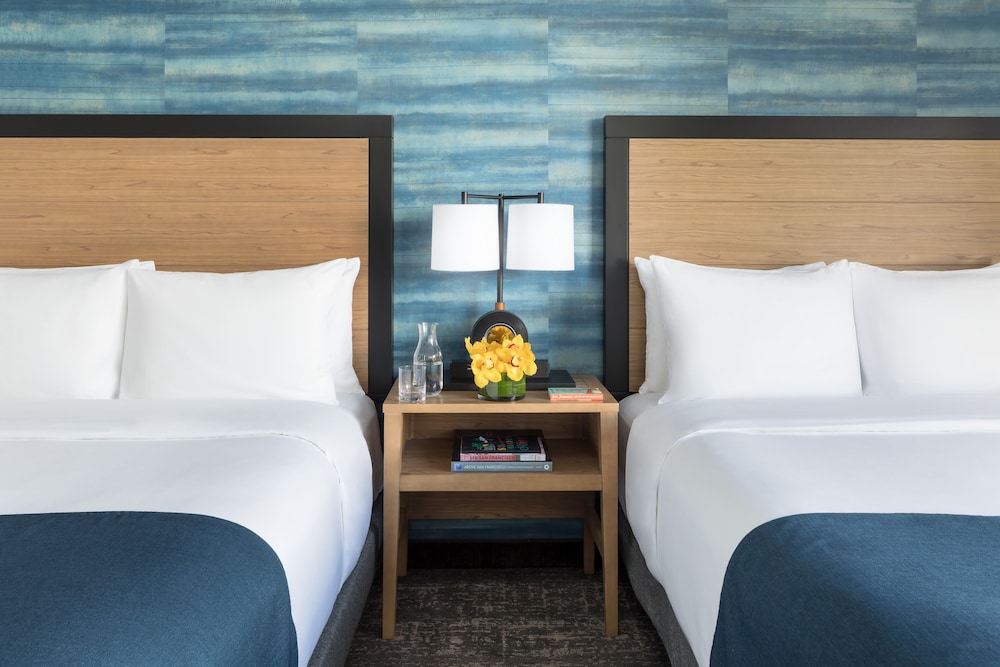 Hotel Caza Fisherman's Wharf - photo 27