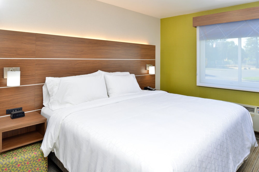 Holiday Inn Express Santa Rosa North by IHG - photo 9