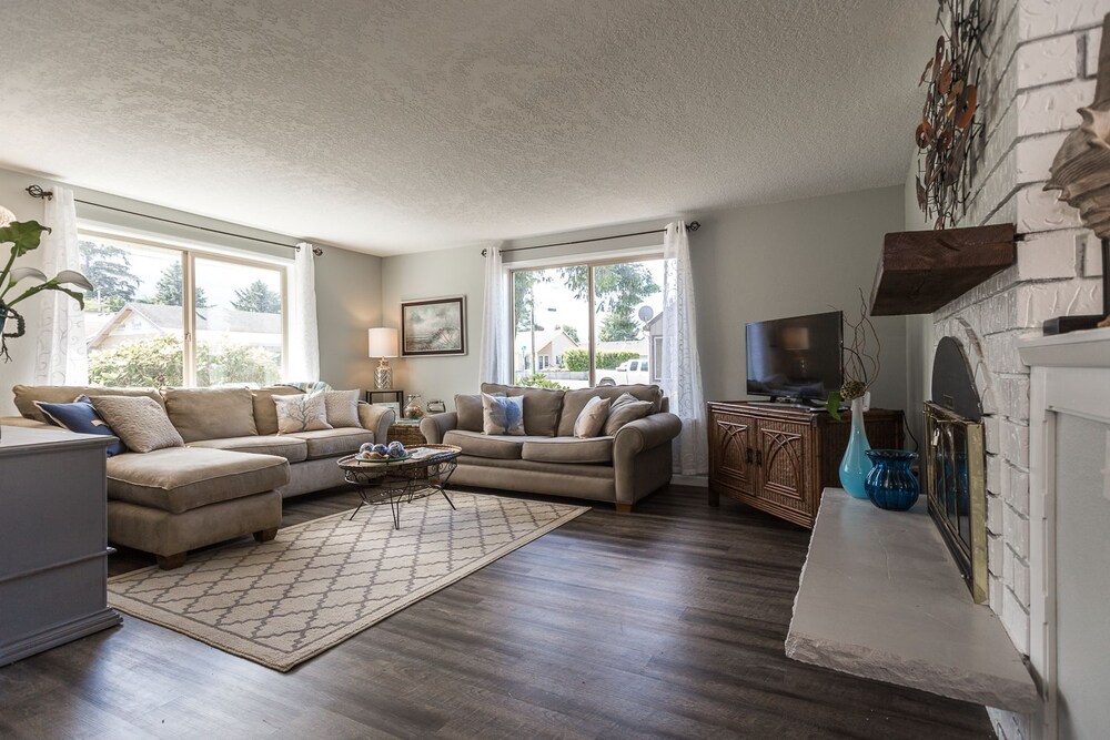 Seashell Beach House — 4-Star Luxury Hotel in Seaside, United States