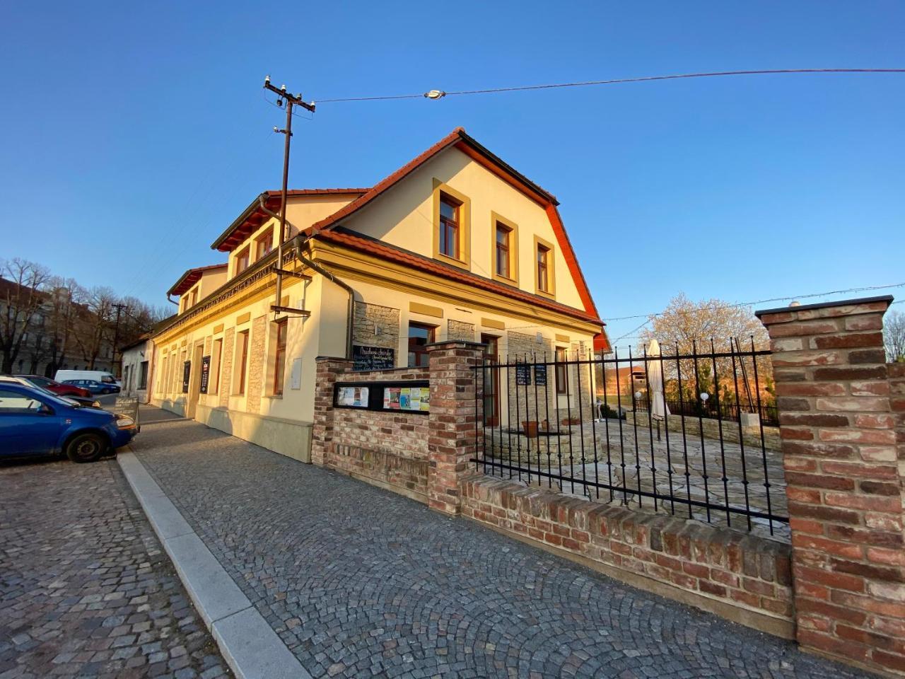 Penzion LaCasa — hotel in Vysoke Myto