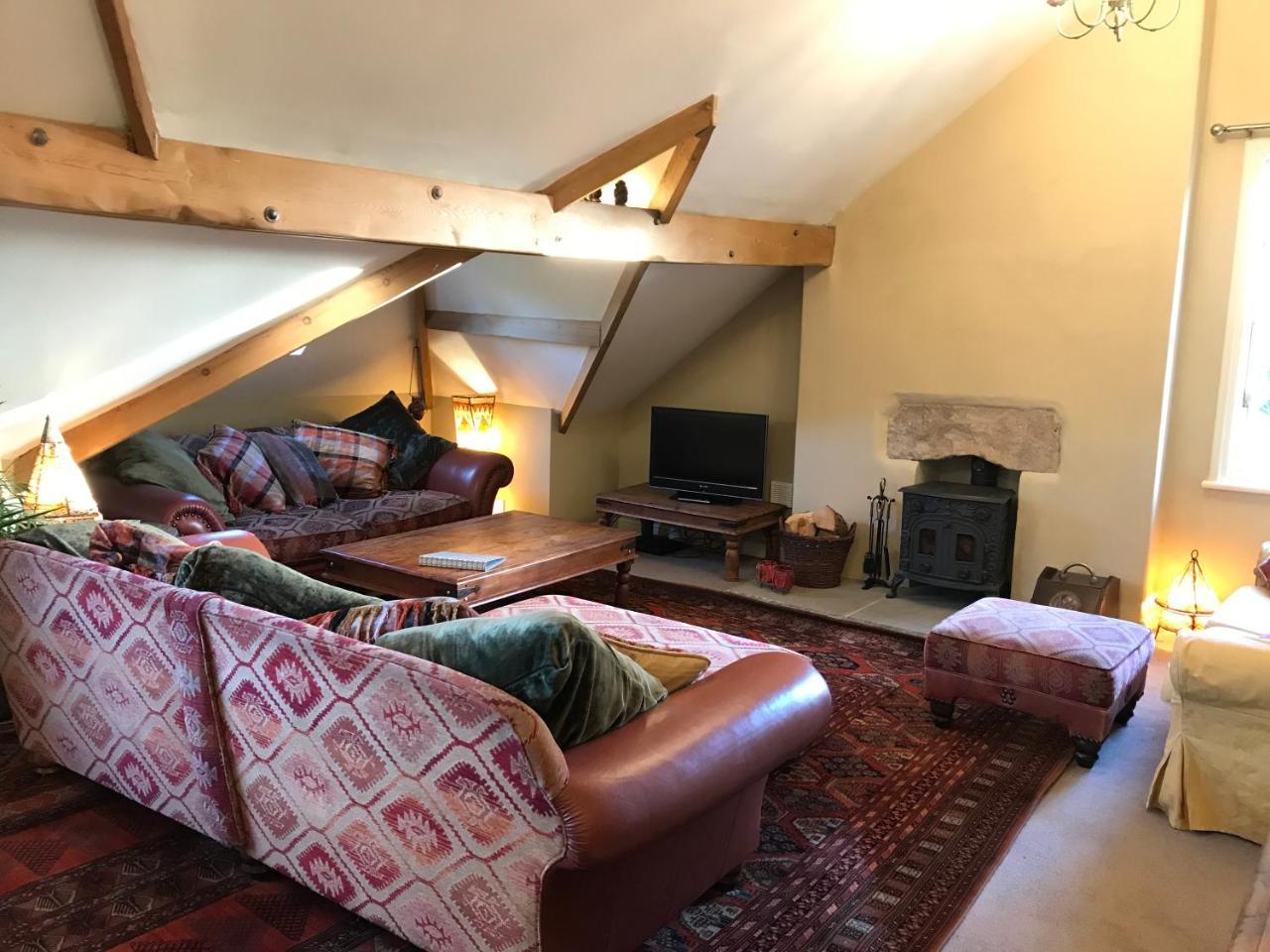 Large Ingleton Apartment Yorkshire Dales Three Peaks