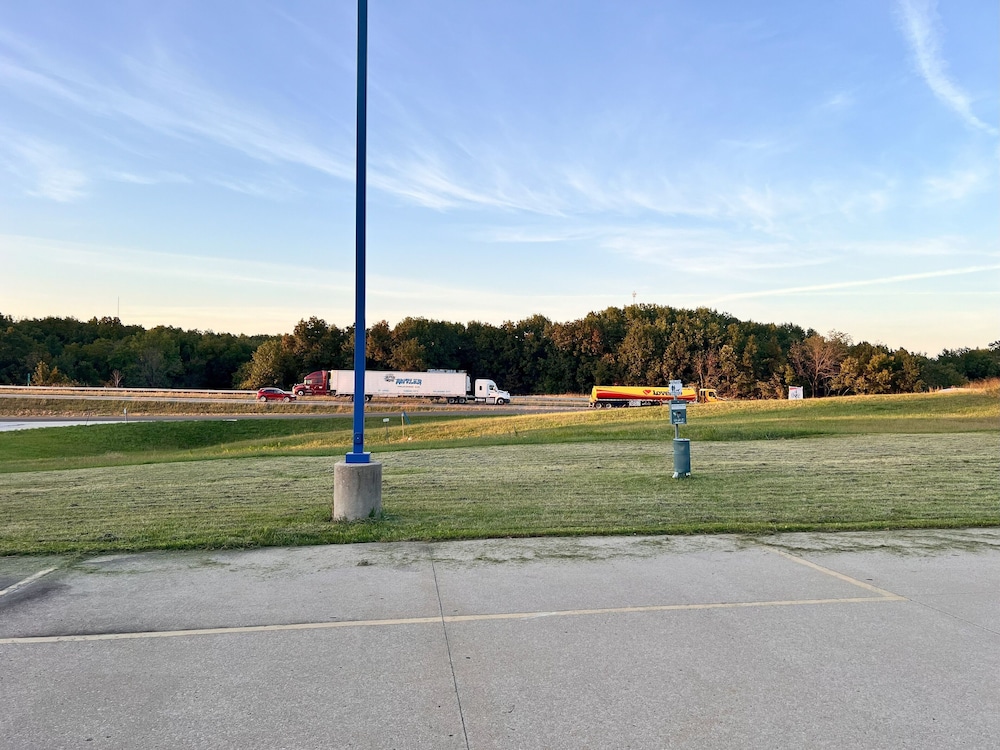 Baymont by Wyndham Kingdom City - photo 29