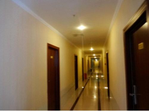 Liuheyi Hotel in Nanjiang, People's Republic of China