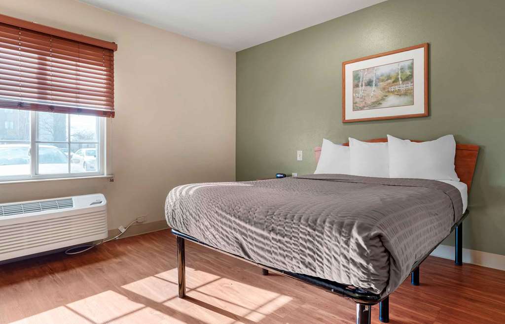 Extended Stay America Select Suites Cincinnati Florence Airport - photo 17