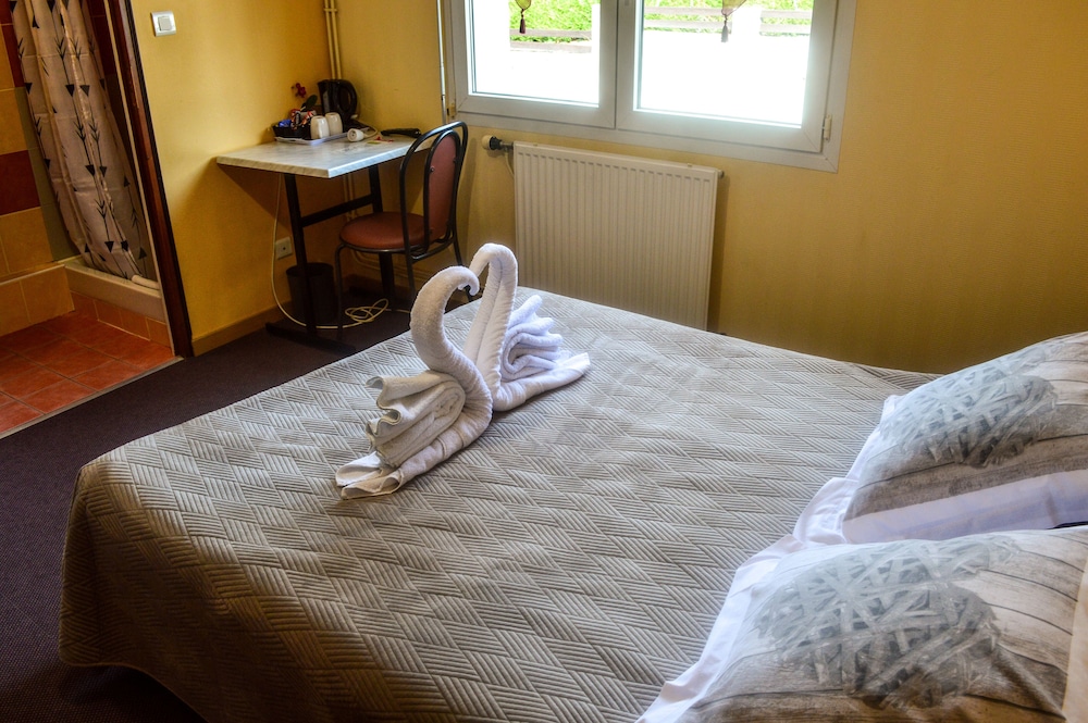 Hotel Restaurant Le Pommeil — Gueret — photo 4