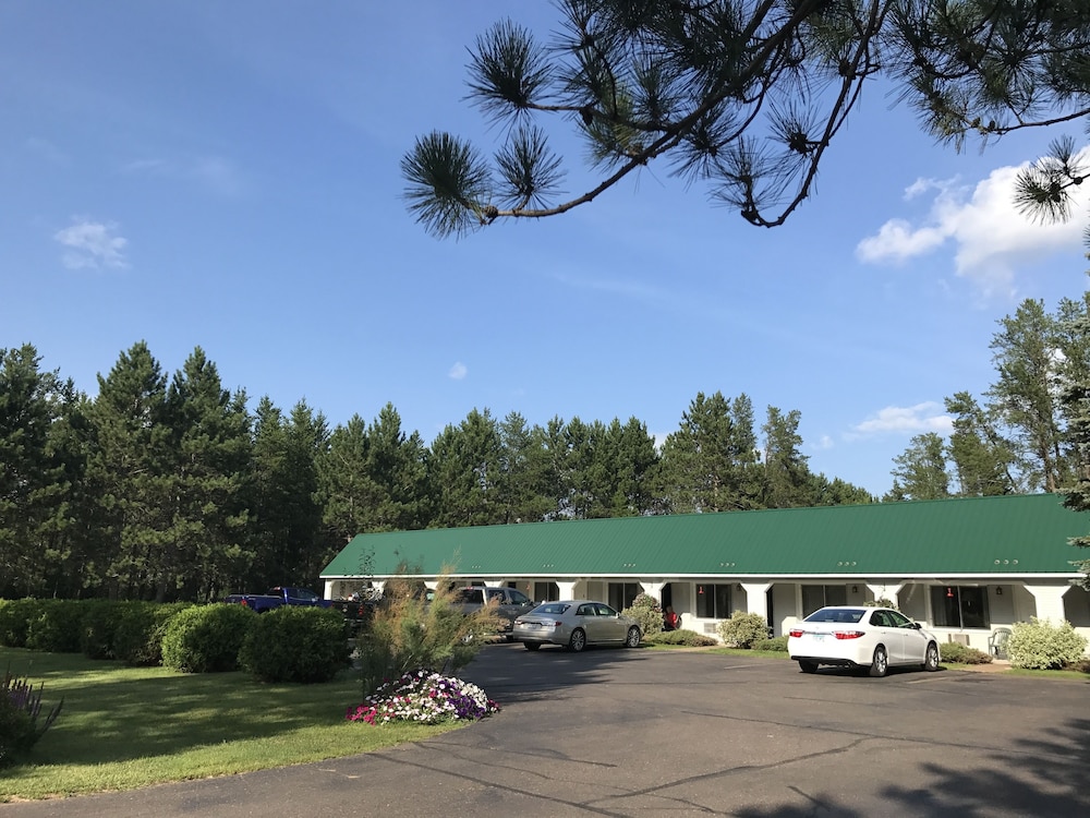 Northwoods Motel - photo 17