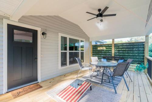 Cozy 3BR Country Retreat with Porch Games & Modern Comforts — hotel near Concord-Padgett Regional Airport