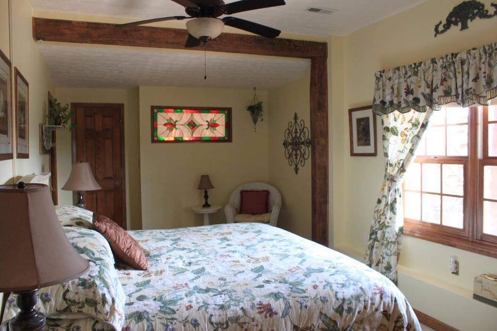 Mountain Song Inn - photo 14