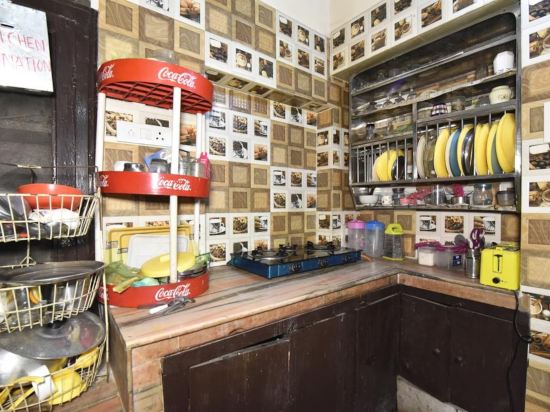 Wow Backpackers Hostel