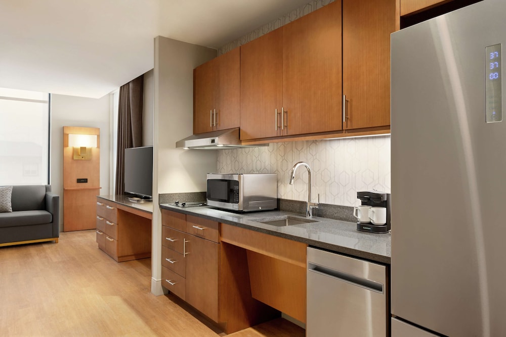 Homewood Suites by Hilton Wilmington Downtown - photo 24