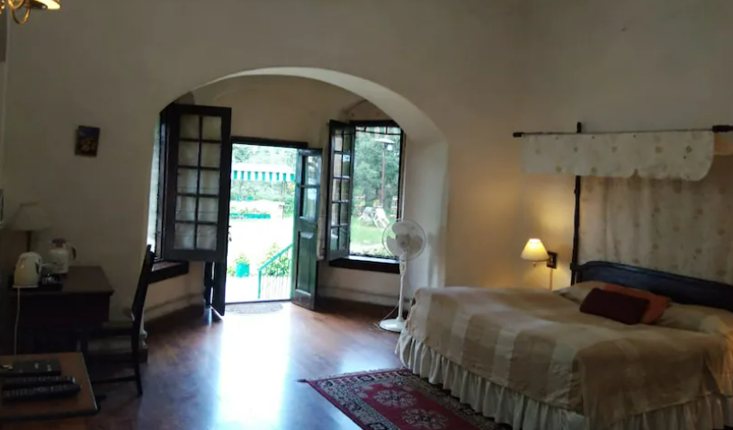 West View - carbon neutral hotel in Ranikhet