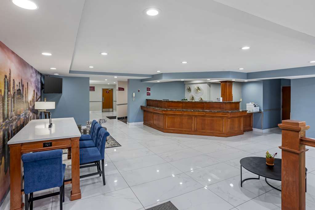 Best Western Rutgers University Hotel - photo 42