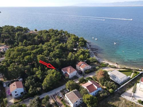 Apartments by the sea Susica Ugljan 21389 — 4-Star Luxury Hotel in Ugljan, Croatia