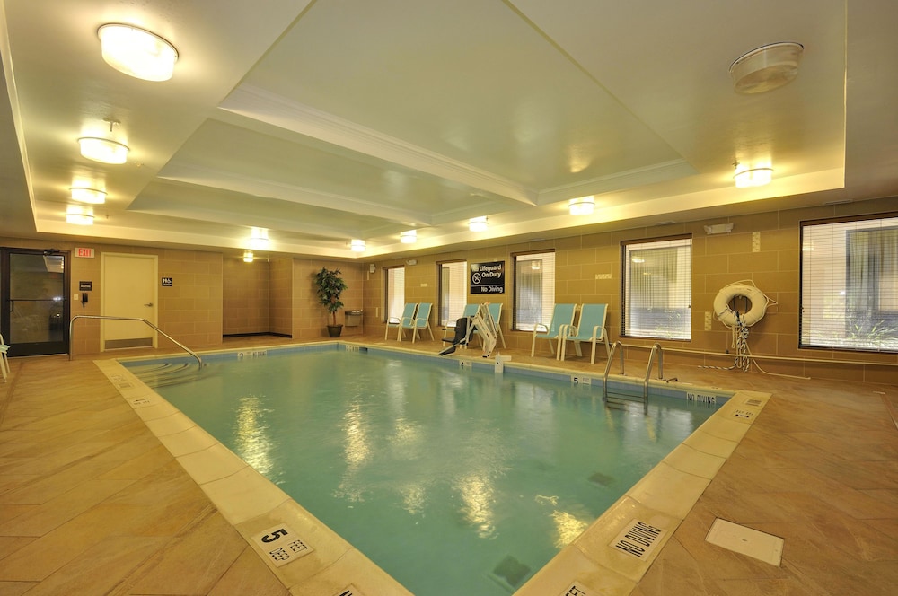 Hampton Inn Jericho Westbury - photo 48