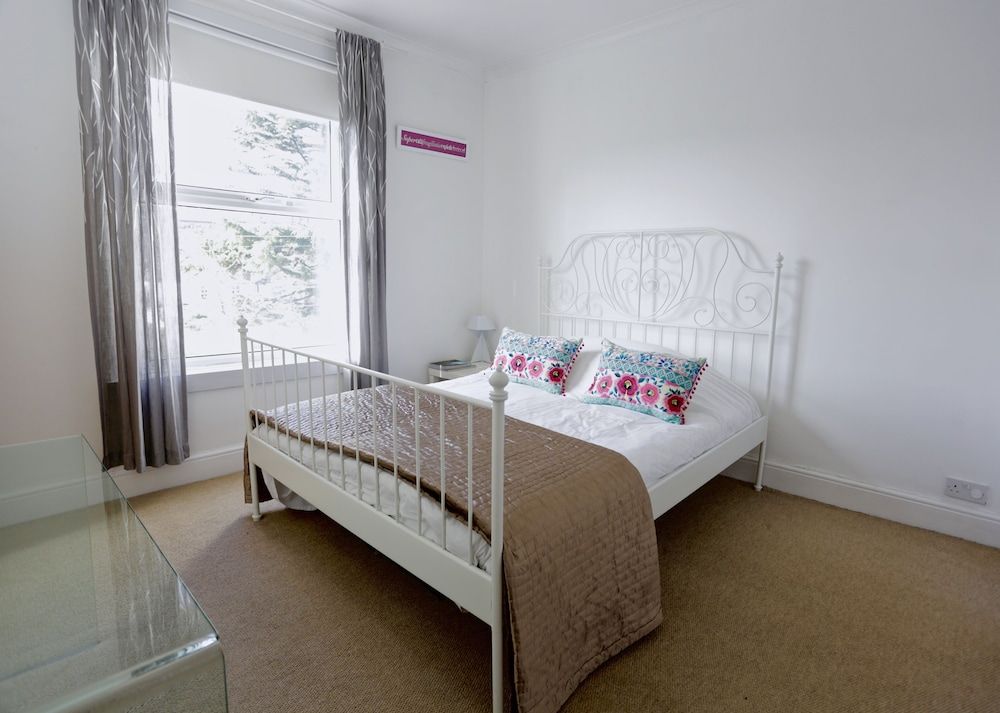 Harrington House — 4-Star Luxury Hotel in Bristol, United Kingdom