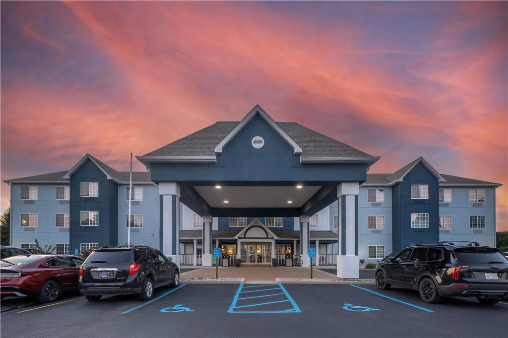 Best Western Fort Wayne Inn & Suites North - photo 45
