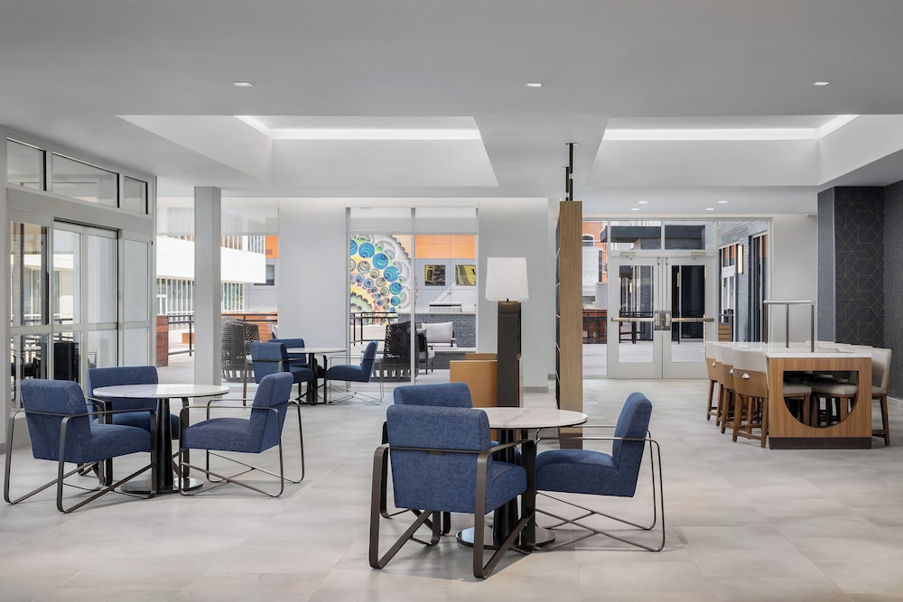 Homewood Suites by Hilton Newport Cincinnati - photo 2