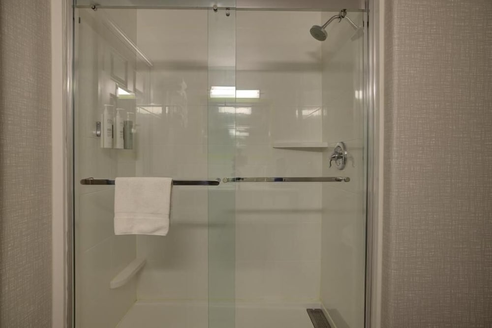 Hampton Inn & Suites by Hilton Mesquite - photo 27