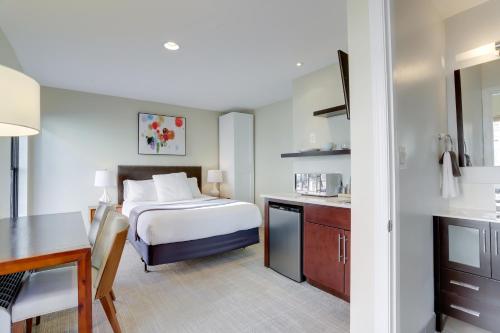 DuPont Place Boutique Inn - photo 52