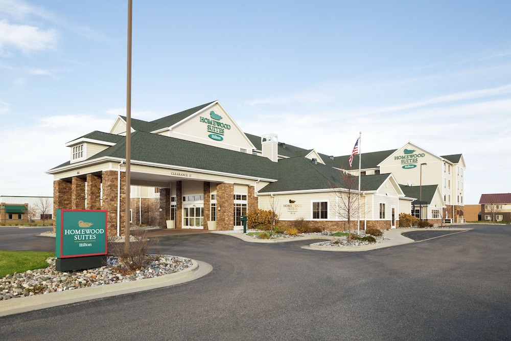 Homewood Suites by Hilton Fargo - carbon neutral hotel in Fargo