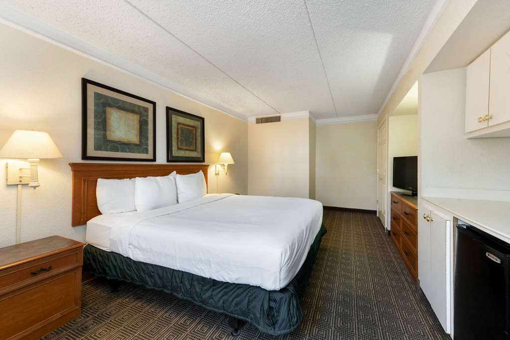 La Quinta Inn by Wyndham Bossier City - photo 21