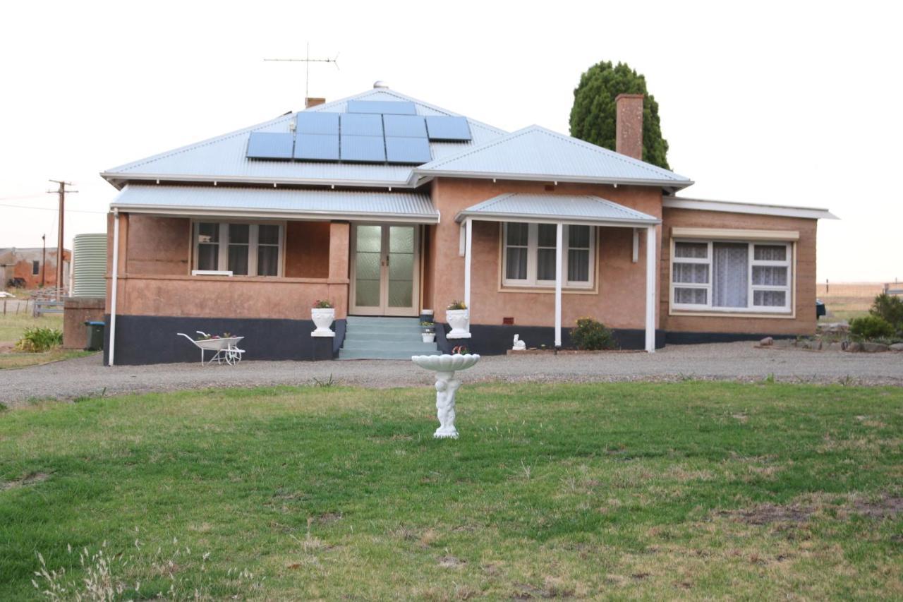 Pink Gums Farmstay — Victor Harbor