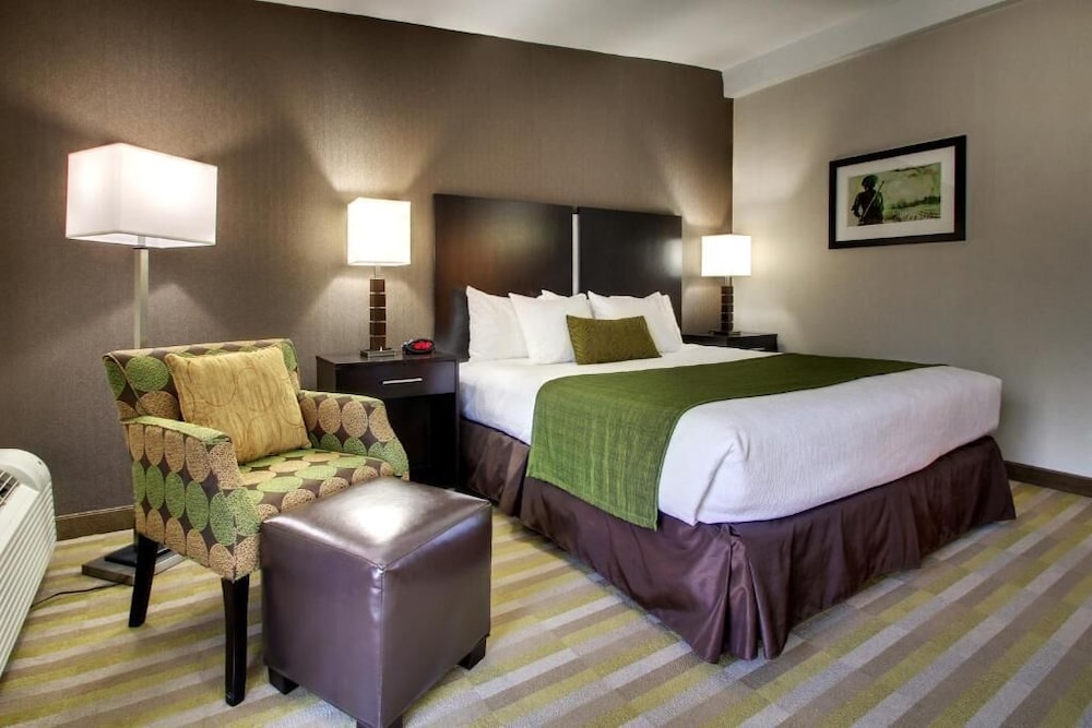 Historic Concord Suites - photo 12