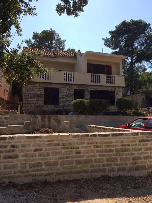 Apartmani Val - carbon neutral hotel in Unknown City