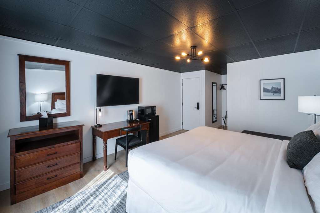 Trailhead by Weekender - last minute hotel in Tupper Lake