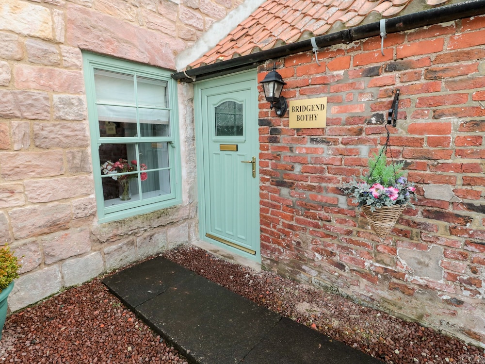 Bridge End Bothy — 4-Star Luxury Hotel in Wooler, United Kingdom
