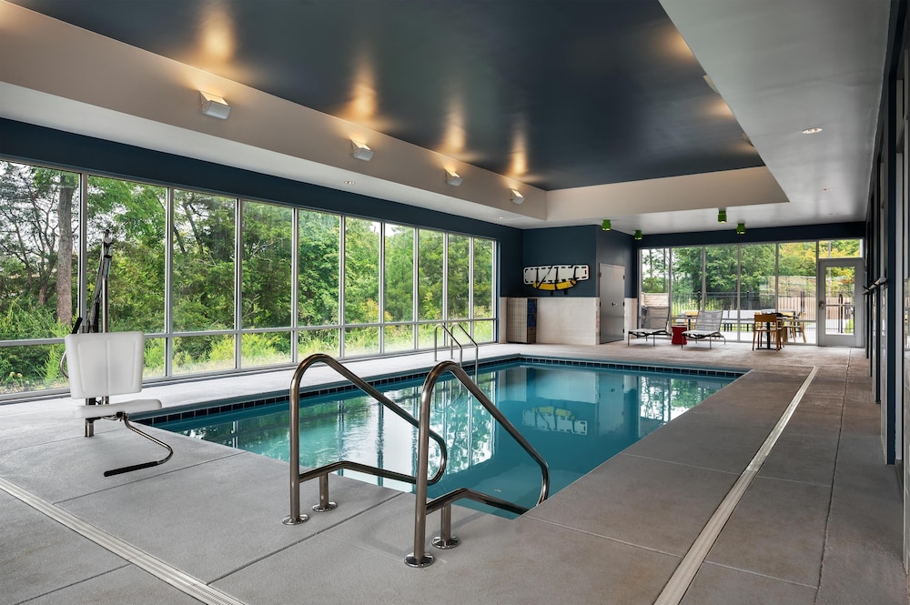 Home2 Suites by Hilton Cincinnati Eastgate - photo 17