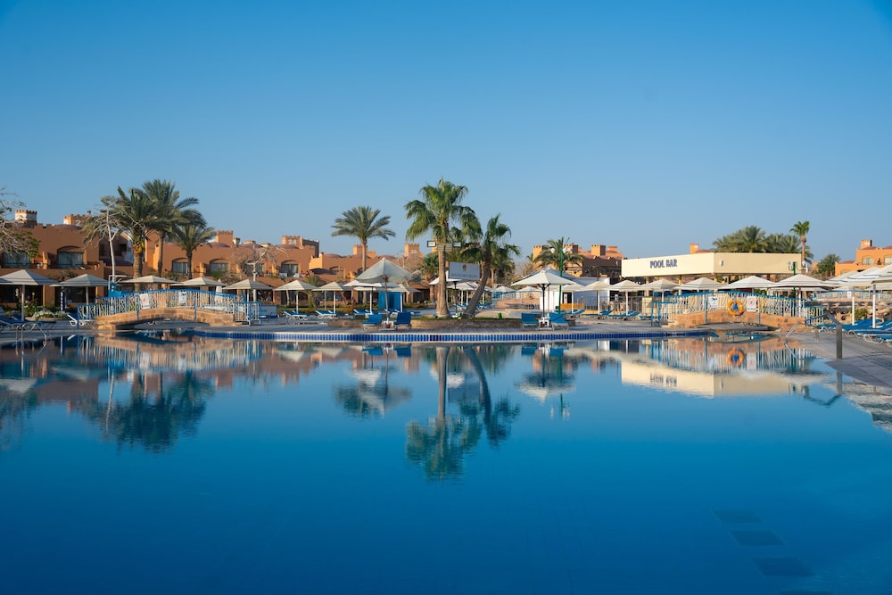 Akassia Swiss Resort in Al Qusayr, Egypt