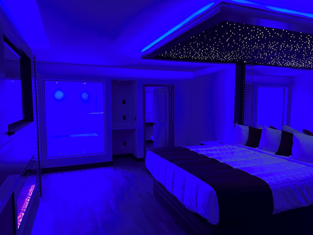 Imperial Suites - photo 9