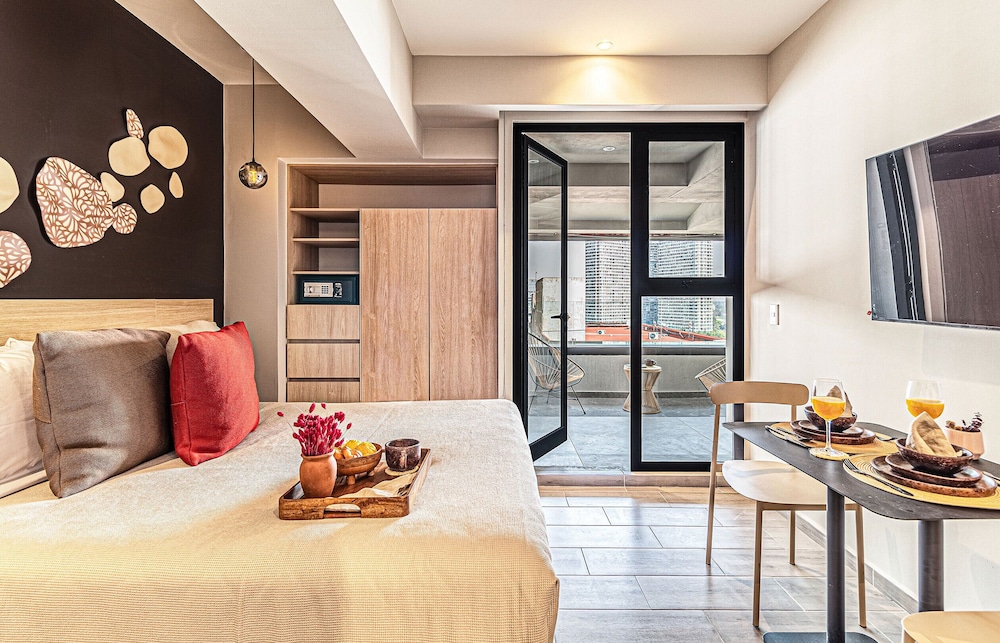 Kukun Homero Polanco — 4-Star Luxury Hotel in Mexico City, Mexico