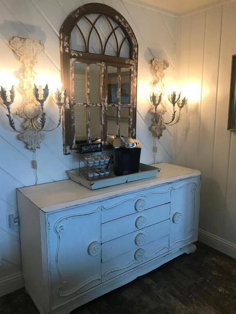 Bandon Marina Inn - photo 82