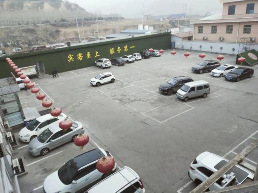 Zuoquan Dongdu Liyuan International Hotel — hotel in Liaoyang