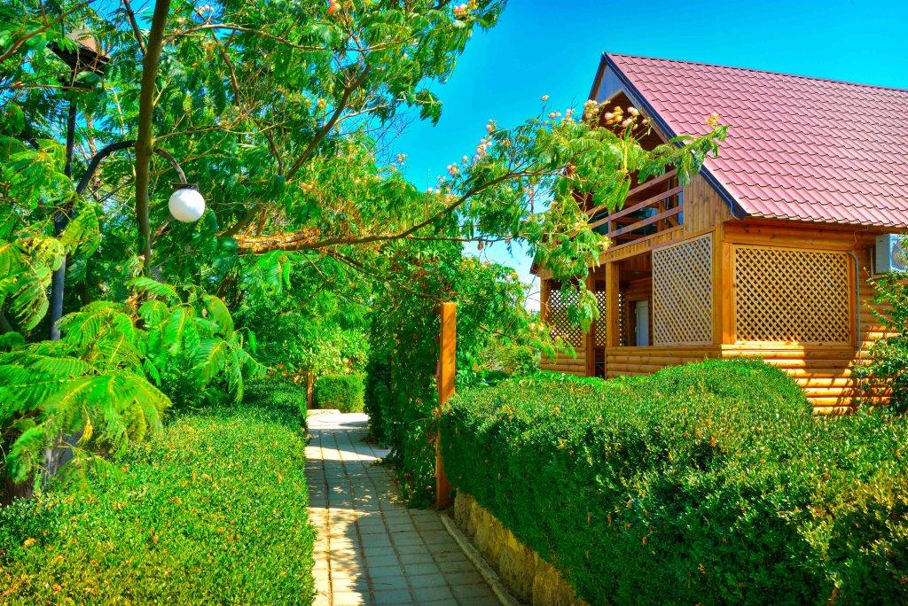 Kurortnyj Riga Viladzh Rezort Hotel in Lenino, Ukraine