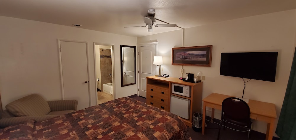 Bridge Street Inn - photo 14