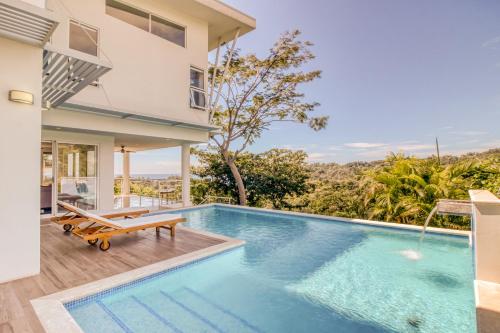 Casa La Cima — 4-Star Luxury Hotel in Puntarenas, Costa Rica