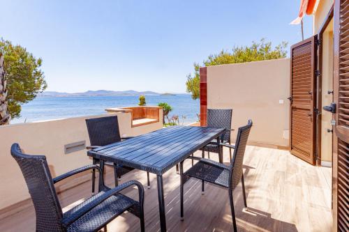 Inmovecos Optimist 2 — hotel in La Manga Del Mar Menor
