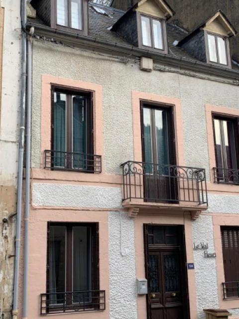 Les Fleurs — La Bourboule — photo 2