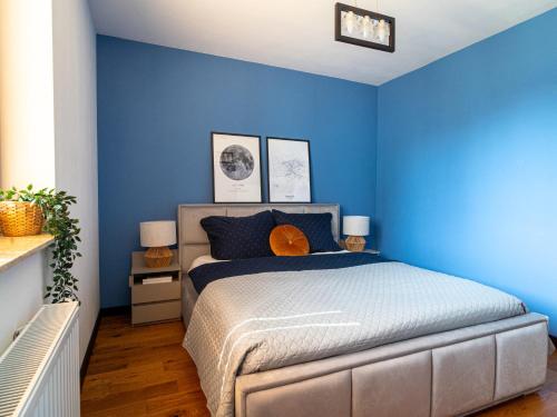 Grey Wall Apartment Kraków — 4-Star Luxury Hotel in Krakow, Poland