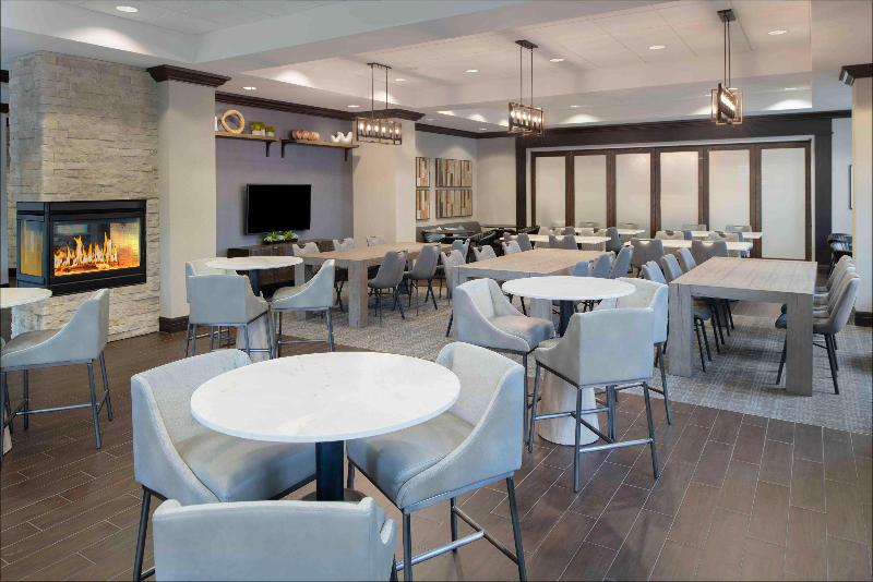 Hampton Inn Lewiston Auburn - photo 133