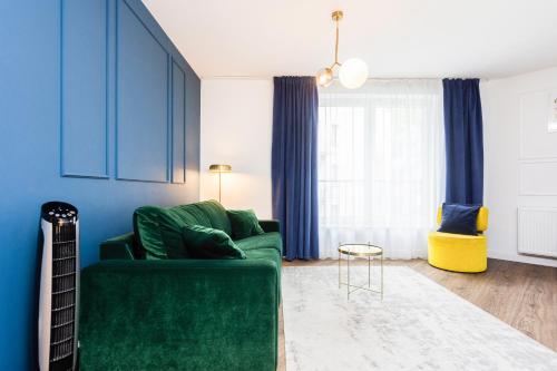 Kr Apart 10496276 — Zwierzyniec
