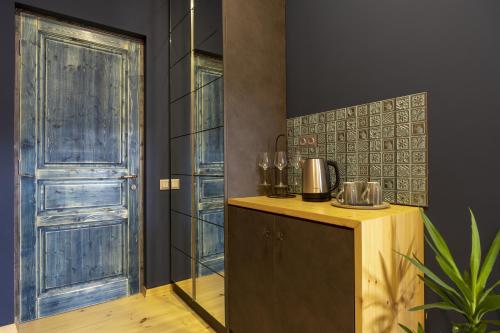 Telescope Charming 2BR Apartment wit Terrace