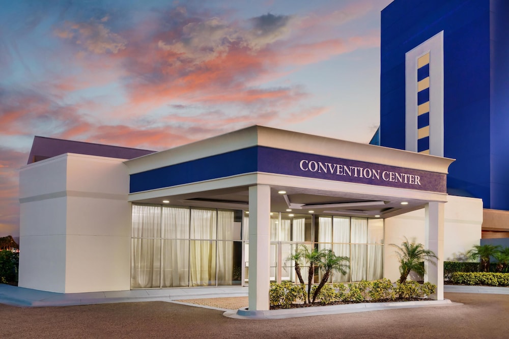DoubleTree by Hilton Orlando Airport - photo 51