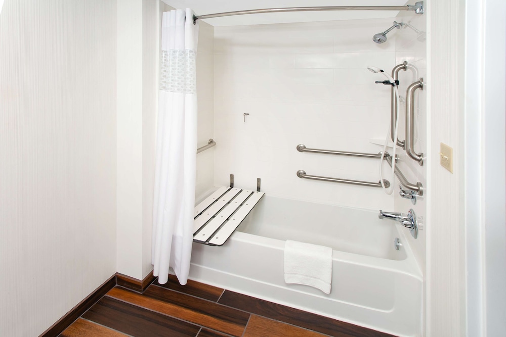 Hampton Inn Birch Run Frankenmuth - photo 20