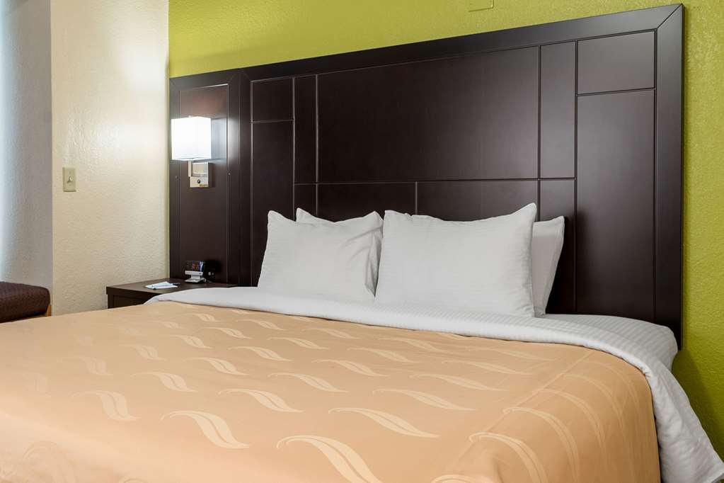 Quality Inn & Suites Robbinsville - photo 8
