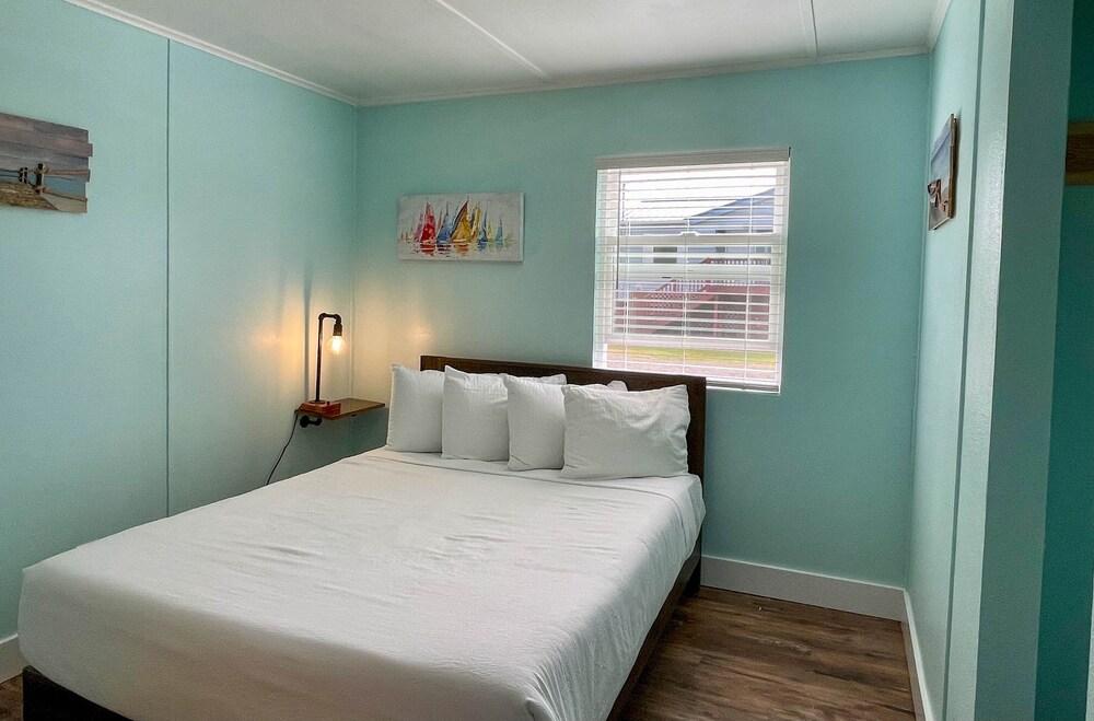 The Anchorage Motel - photo 30